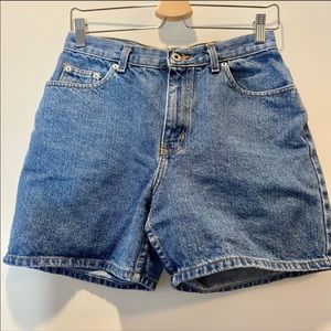 Vintage Faded Glory Mom Shorts— Straight leg, super flattering fit!
